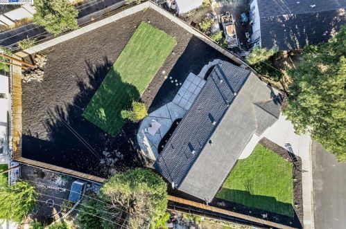 7769 Deervale Ct, Pleasanton CA  94568-1016 exterior