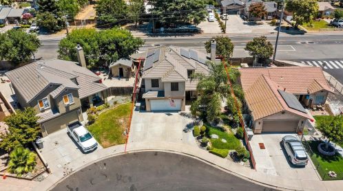 6048 Soares Pl, Riverbank, CA 95367-3860