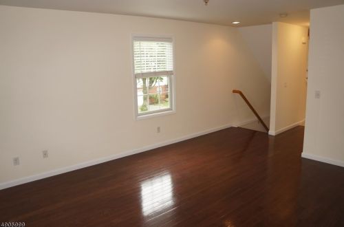 12 Marie Pl, Maplewood NJ  07040-3401 exterior