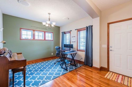 11806 Zumbrota St, Minneapolis, MN 55449-5675