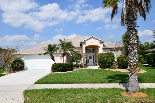1656 Grand Isle Blvd, Melbourne, FL 32940-6202
