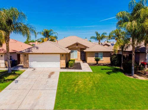 4402 Silver Maple Ct, Bakersfield, CA 93313-5052