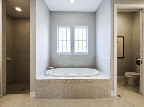 1070 Nash Dr, Kissimmee FL  34747-4319 exterior