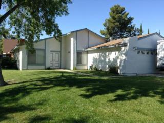 3118 Darkwood St, Lancaster, CA 93536-4727