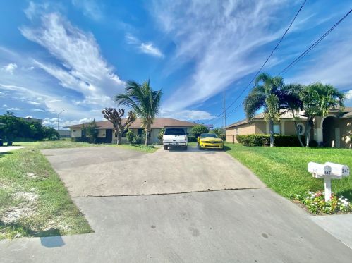 547 13th Ave, Boynton Beach, FL 33435-3067