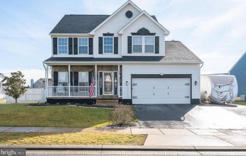 11 Gusty Ct, Charles Town, WV 25414-3918