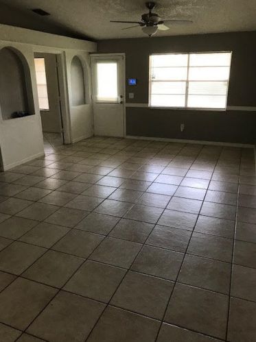 106 Christmas Ter, Fort Pierce, FL 34984-4410