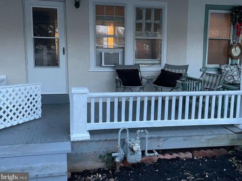 318 Center St, Kennett Sq, PA 19348-3248