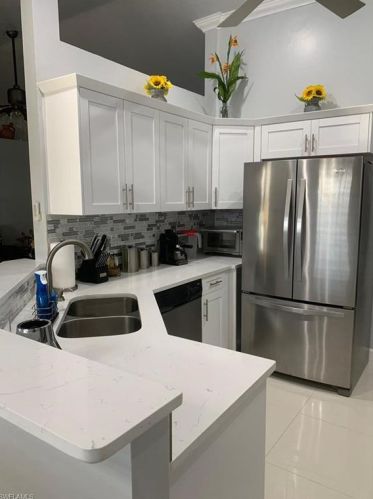 2521 1st Pl, Cape Coral, FL 33909-8828