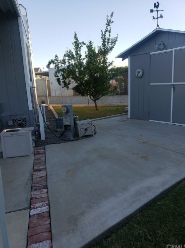 2 Pine Via, Anaheim, CA 92801-1040