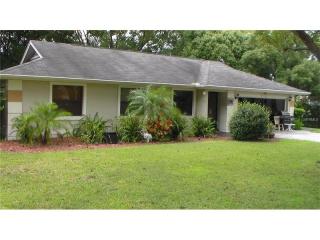 367 Fork Pl, Lakeland, FL 33809-1428