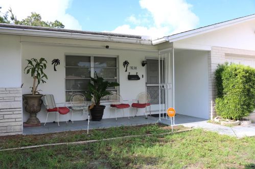 7838 Tropicana Dr, Port Richey, FL 34668-2946