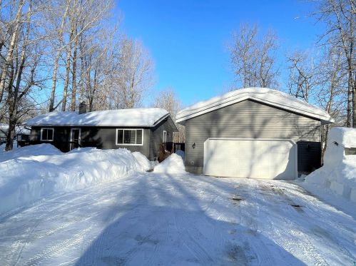 3956 Old Midway Rd, Duluth MN  55810-9747 exterior