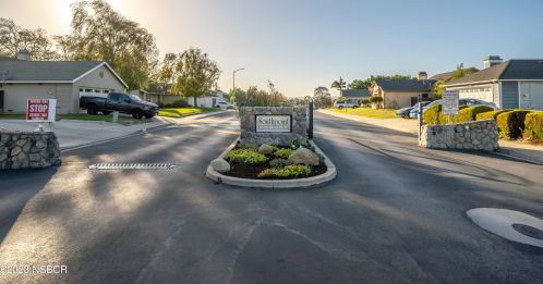 359 Wilson Dr, Santa Maria CA  93455-4764 exterior