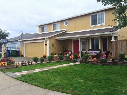 1036 Depot Ct, Gervais, OR 97026-8702