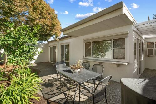 1477 Yukon Dr, Sunnyvale CA  94087-4451 exterior