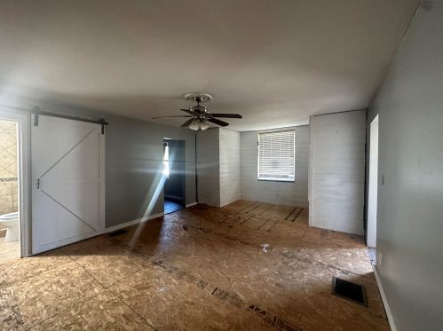 300 Pike St, Covington KY 41011-2127 exterior