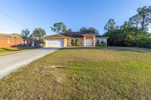 1156 Milwaukee Blvd, Lehigh Acres, FL 33974-9628