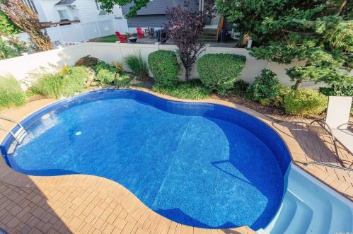 2522 Randy Ln, North Bellmore, NY 11710-5125