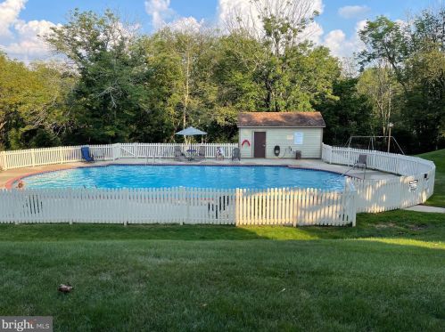 903 Dogwood Ct, Lansdale PA 19446-4978 exterior