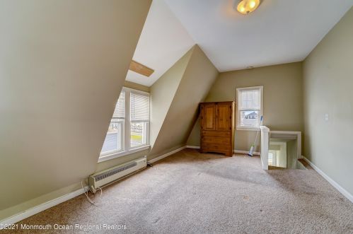 16 Barberie Ave, Monmouth Hills NJ  07732-1520 exterior