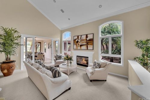 6471 Morningside Dr, Huntington Beach CA  92648-6106 exterior