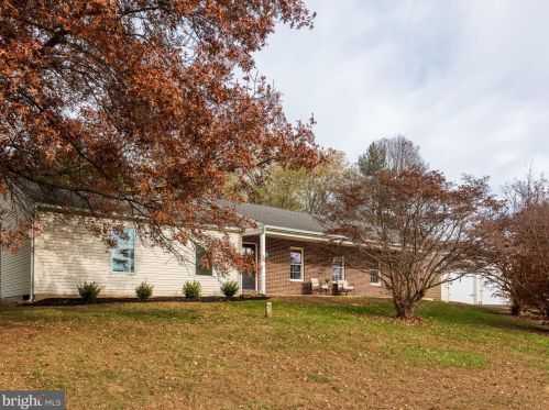 440 Font Rd, Downingtown PA  19335-1526 exterior