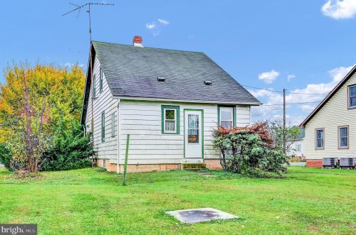 1095 Frederick Pike, Littlestown, PA 17340-9384