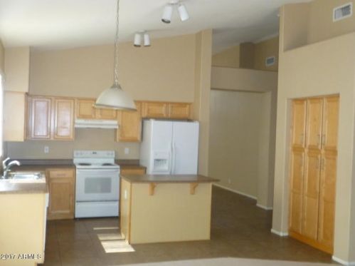 10752 Bermuda Dr, Avondale AZ  85392-4358 exterior