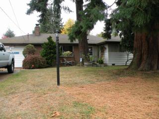 11644 19th Ave, Seattle WA  98146-2530 exterior