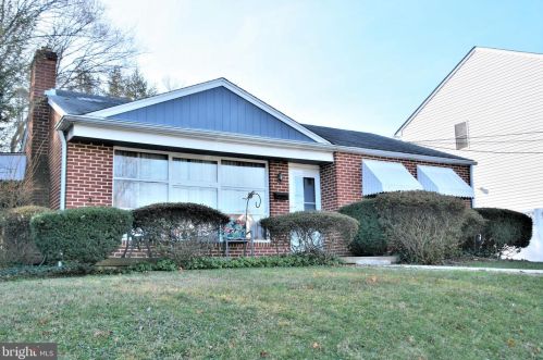 306 Michell St, Ridley Park, PA 19078-3610
