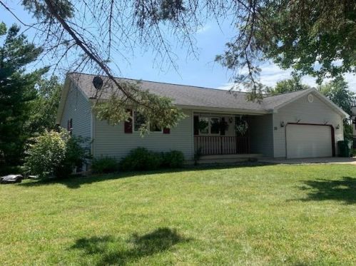 607 Birchwood Trl, Mount Horeb, WI 53572-2243