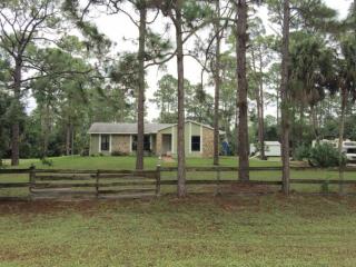 16568 68th St, Town Of Loxahatchee Groves, FL 33470-3335