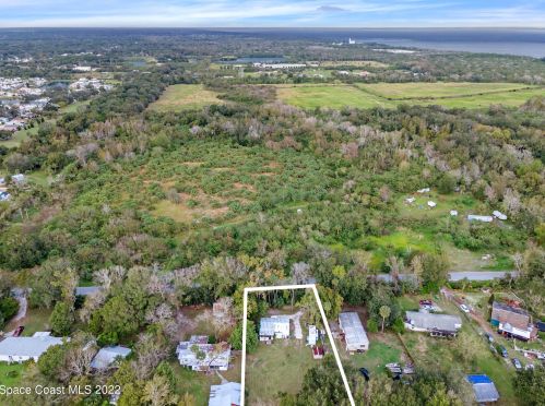 2595 Parrish Rd, Titusville FL  32796-7810 exterior