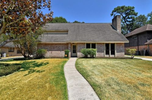 3707 Brook Shadow Dr, Humble, TX 77345-1192