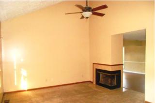 5862 Assembly Ln, Indianapolis, IN 46254-1046