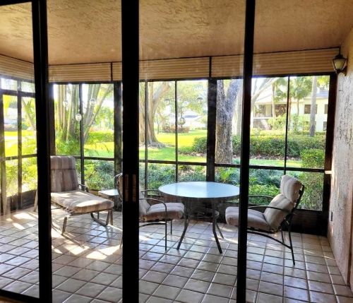 7533 Glendevon Ln, Delray Beach FL  33446-2804 exterior