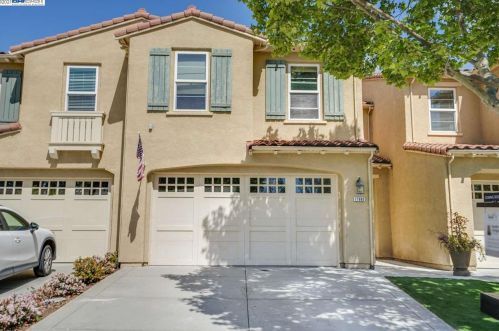 17880 Ril Marianna Ct, Morgan Hill, CA 95037-3564
