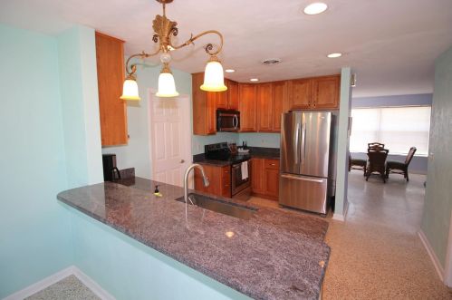 100 Golfview Ln, Ormond Beach FL  32176-5428 exterior