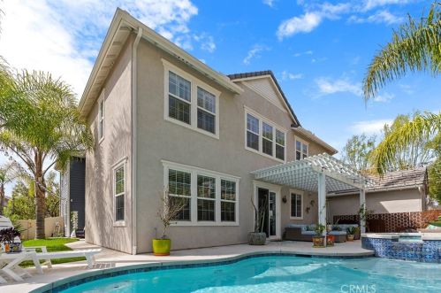 27406 Quincy Ln, Temecula CA  92591-4402 exterior