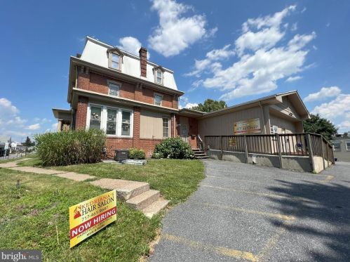 2445 Walnut St, Harrisburg, PA 17103-1775