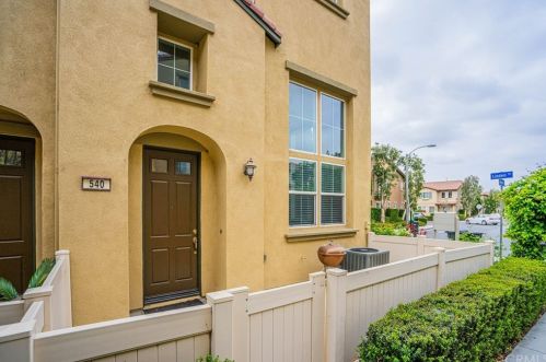 540 Linden Dr, Orange, CA 92865-5013