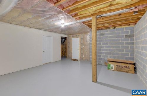 79 Ponderosa Ln, Bybee VA  22963-2405 exterior