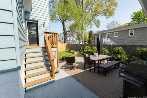 53 Grant St, Milford CT 06460-5310 exterior