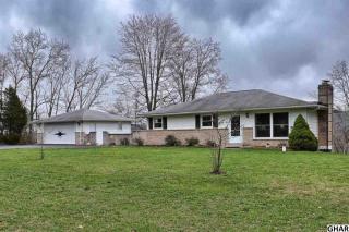 980 Alpine Rd, Wellsville, PA 17365-9579