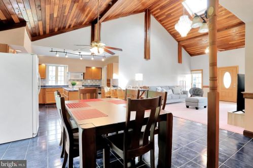 9478 Fort Stouffer Rd, Upton PA  17225-9780 exterior