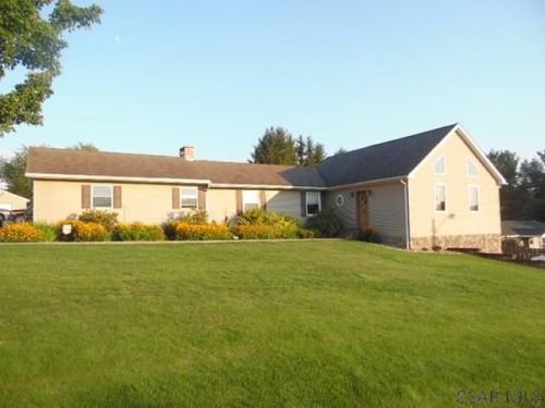 125 Flora St, Friedens, PA 15541
