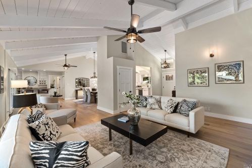 5305 Carriage Ln, Santa Rosa CA  95403-1367 exterior