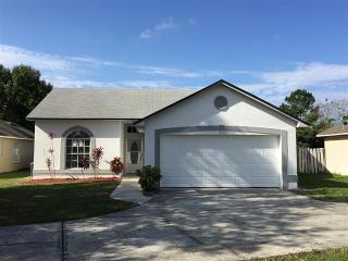 2121 Cuxham Ct, Orlando, FL 32837-5722