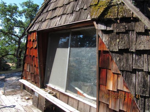 1979 Ridge Rd, Ukiah, CA 95482-4113